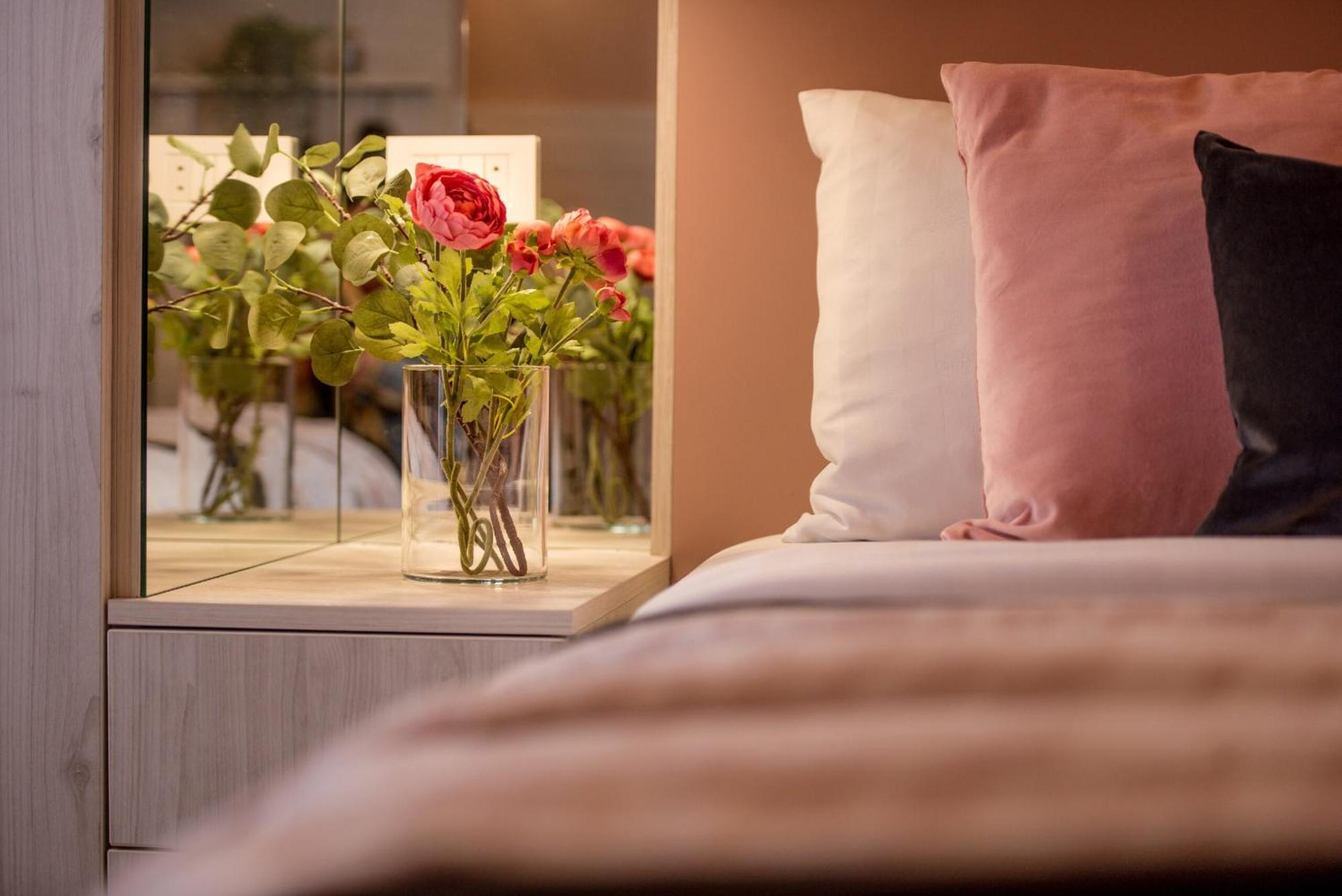 Apartament Downtown - Your Modern Escape Near Ateneul Bucureşti